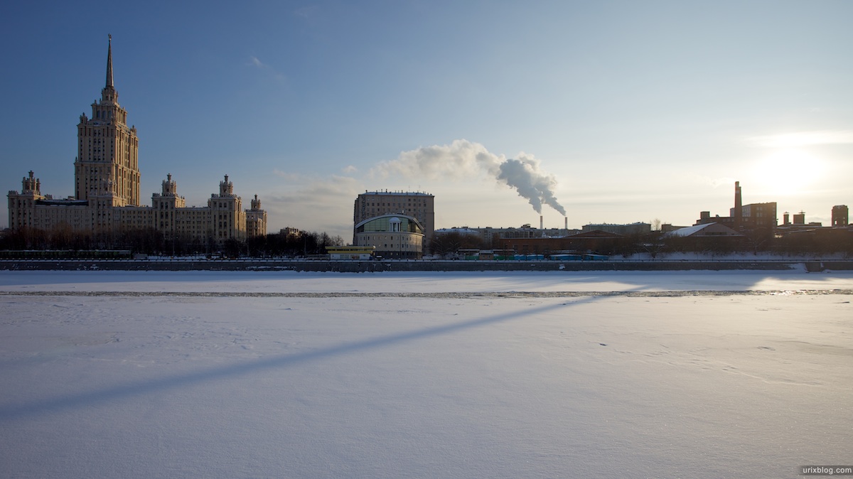 2010 Центр Международной Торговли Москва снег река лёд