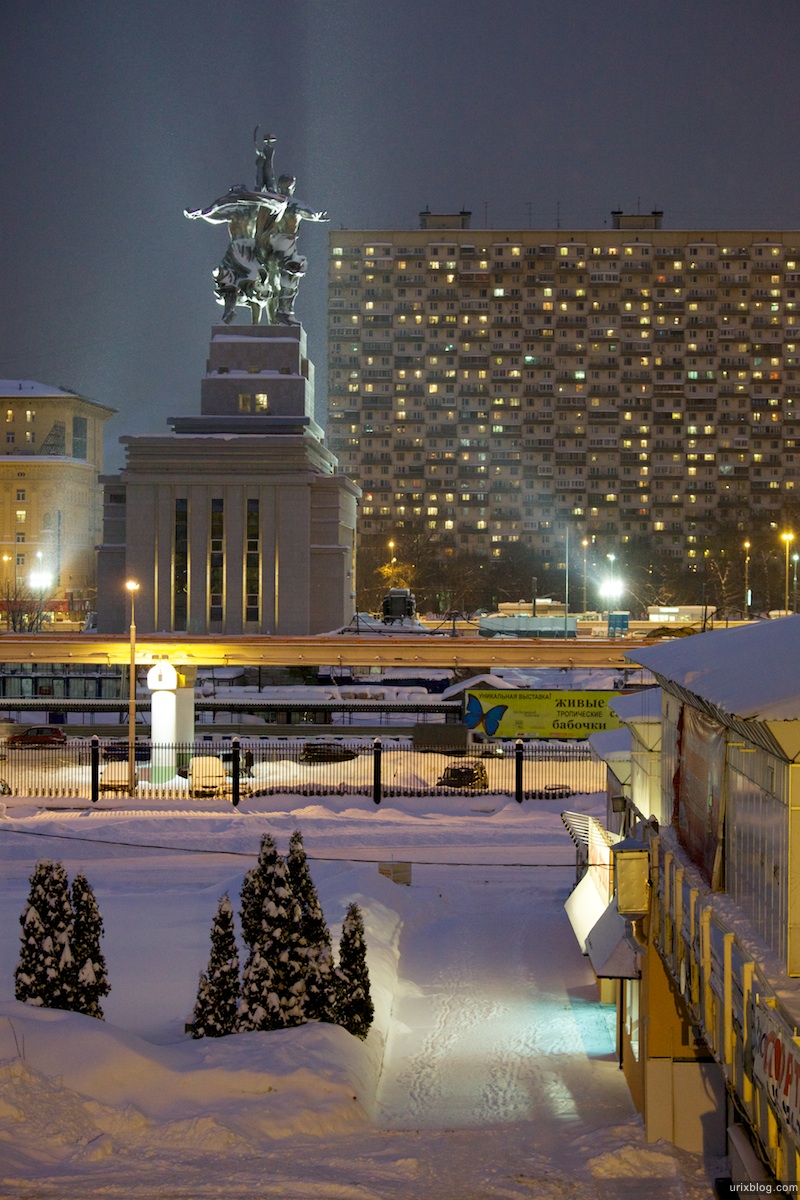 2010 ВДНХ вечер зима снег Москва