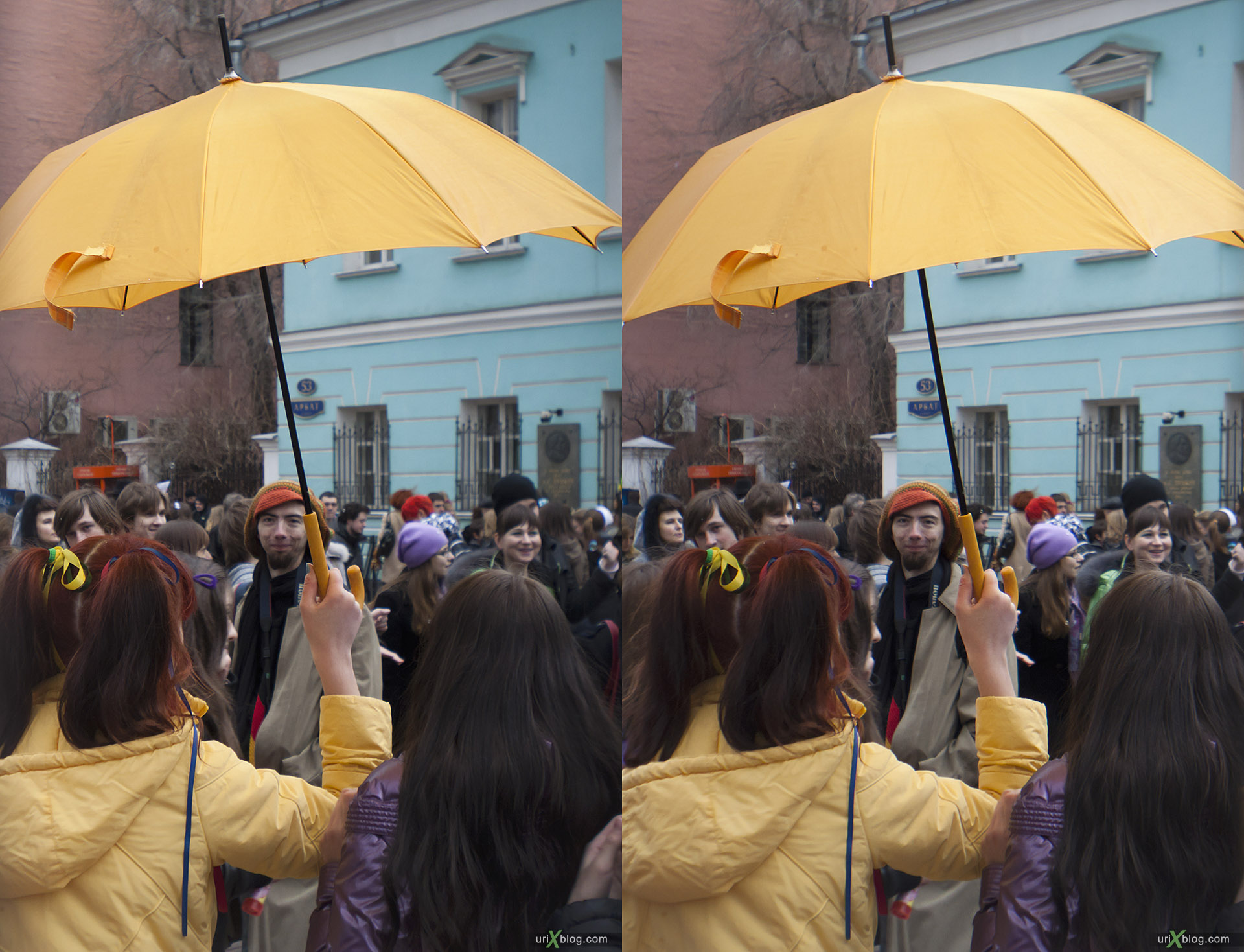 2011 Moscow, Dreamflash, Old Arbat st., Москва, Дримфлеш, Старый Арбат, Shot with Canon 5D mark 2, 3D, stereo, cross-eyed, стерео, стереопара, Loreo 3D lens in a cap