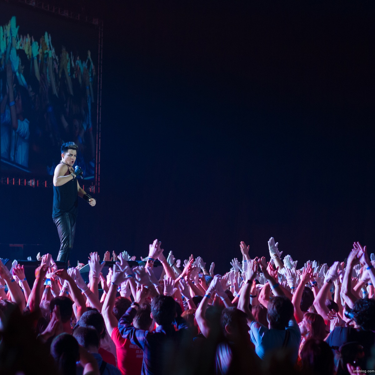 2012 Queen Adam Lambert Moscow photo
