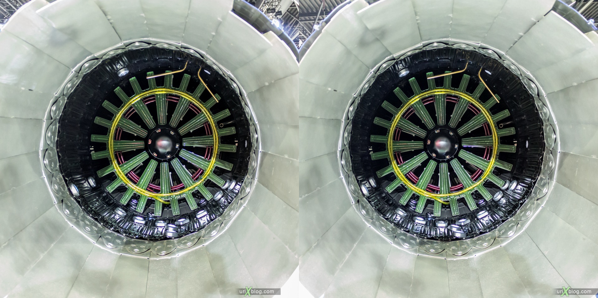 2013, MAKS, International Aviation and Space Salon, Russia, Ramenskoye airfield, airplane, engine, turbine, 3D, stereo pair, cross-eyed, crossview, cross view stereo pair, stereoscopic