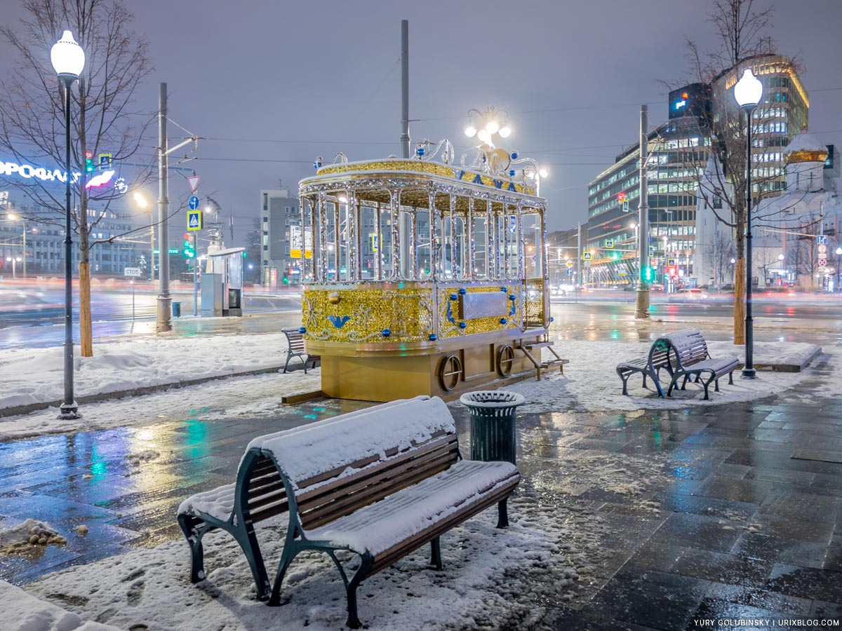 tram, streetcar, Belorussky train station, Tverskaya Zastava square, White square, new year, winter, snow, night, Moscow, Russia