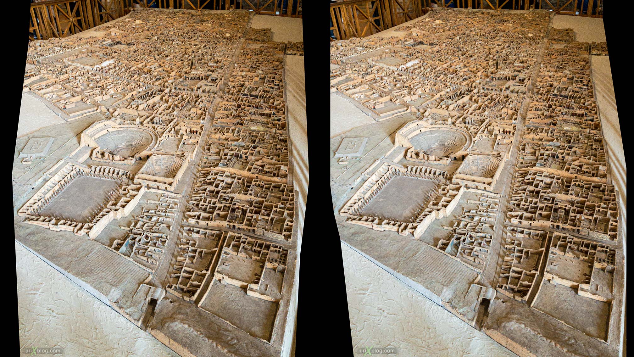 model, map, National Archaeological Museum of Naples, ancient Rome, Pompei, exhibition, Naples, Italy, 3D, stereo pair, cross-eyed, crossview, cross view stereo pair, stereoscopic