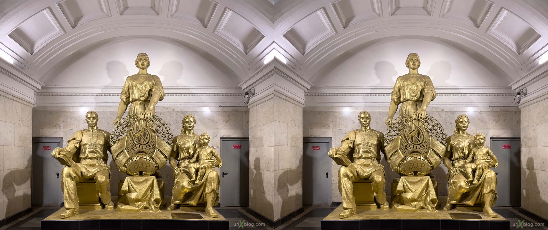 Soviet Belorussia, Belorusskaia, monument, statue, worker, Moscow, Russia, metro, subway, gold, 3D, stereo pair, cross-eyed, crossview, cross view stereo pair, stereoscopic